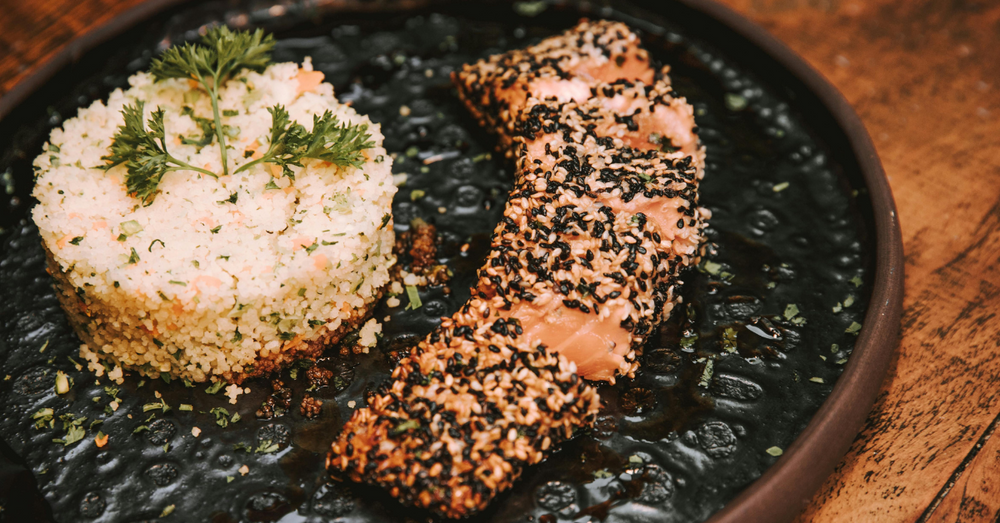 Bagel Bliss: Broiled Salmon with an Everything Twist!