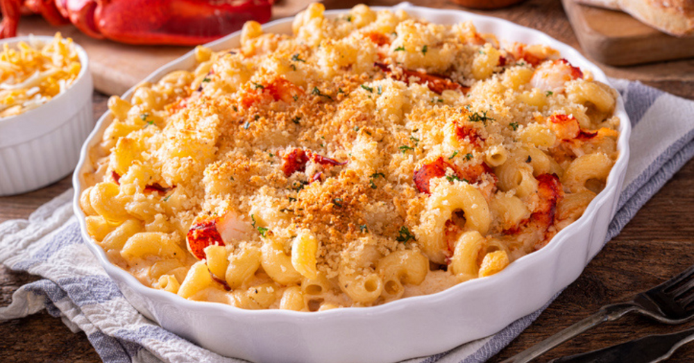 Luxury on a Plate: Indulge in Lobster Mac & Cheese with Gruyère!